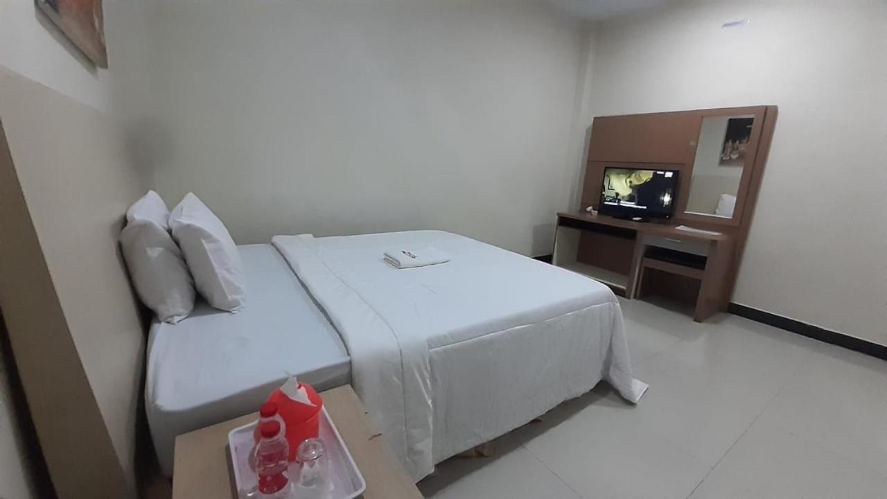 Galaxy Inn Baubau Zewnętrze zdjęcie
