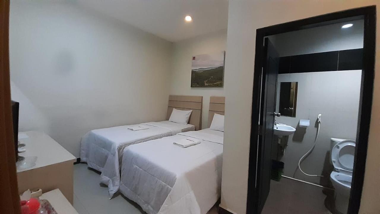 Galaxy Inn Baubau Zewnętrze zdjęcie