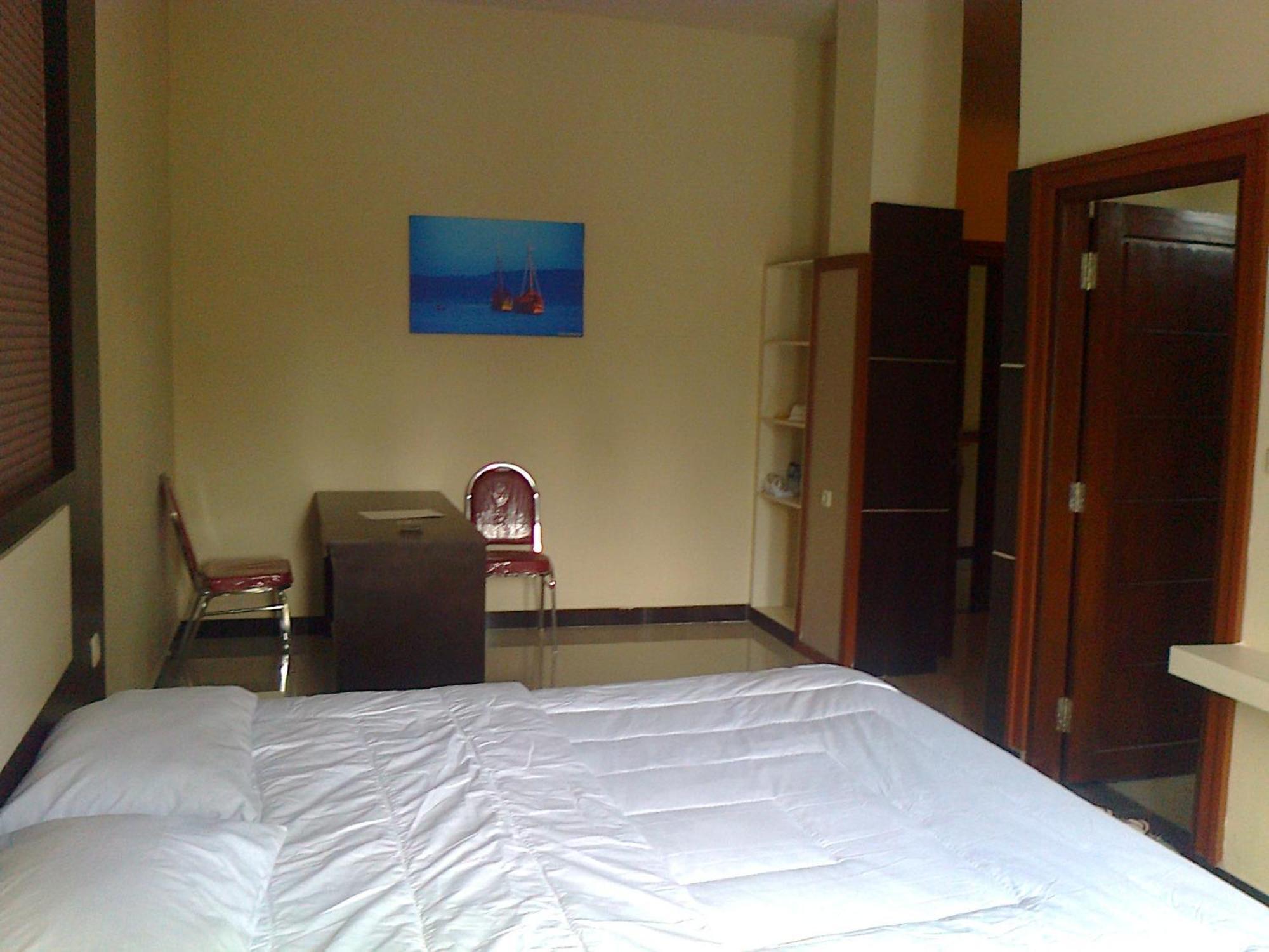 Galaxy Inn Baubau Zewnętrze zdjęcie